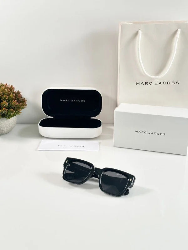 Ma_rc Jacobs 11 Black
