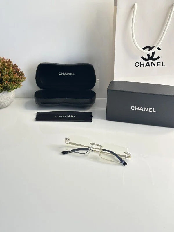 Cha_nel_7210_Gold_Frame