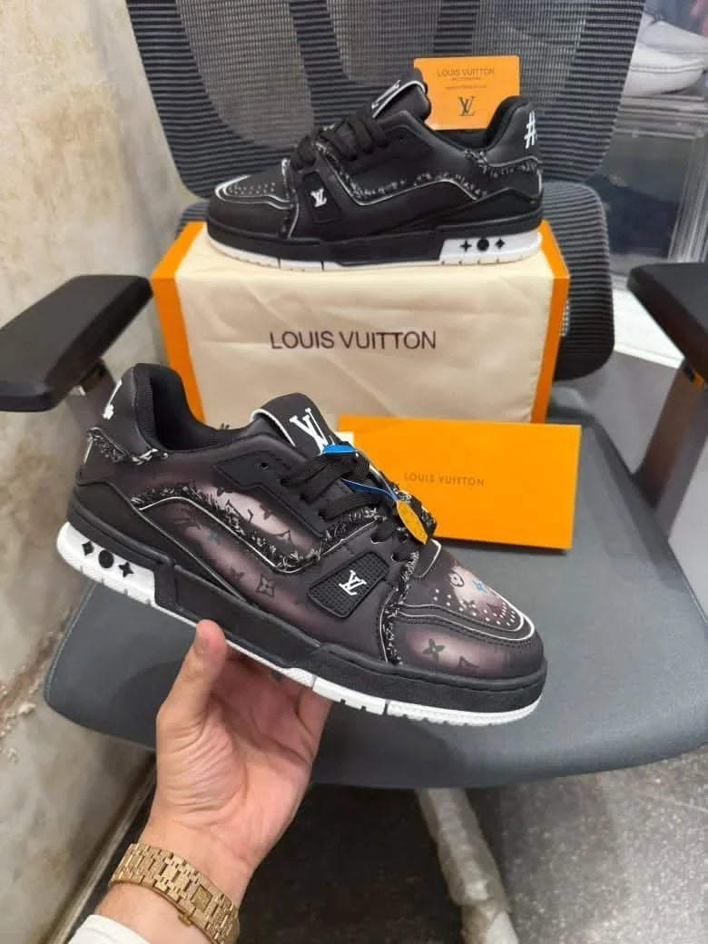 _*Lo_uis Vuitto_n LV Civili_st Trainer 2025 ( With All Accessories )*_