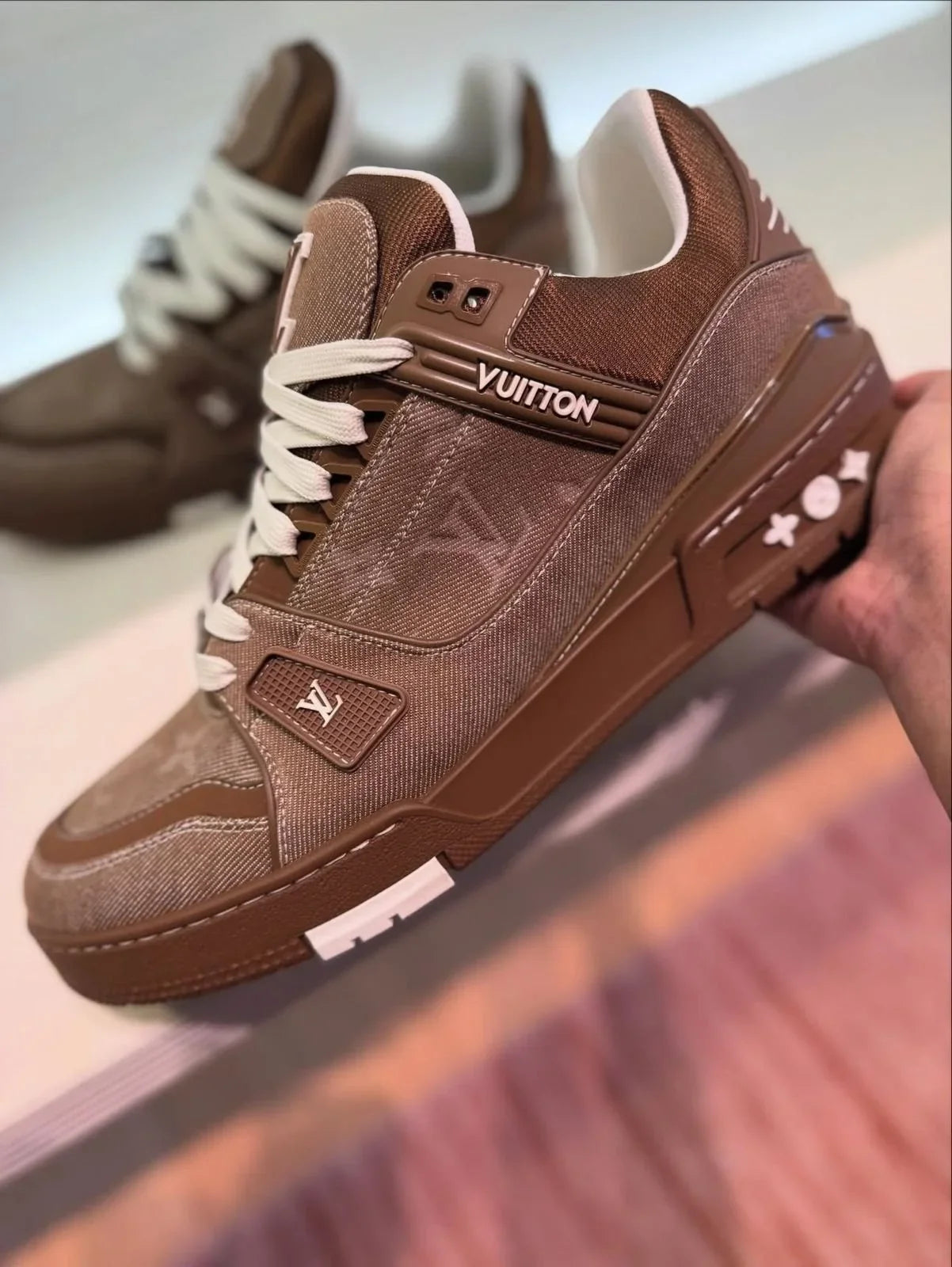 _*Lou_is Vu_itton Trainer Brown Denim ( With All Accessories