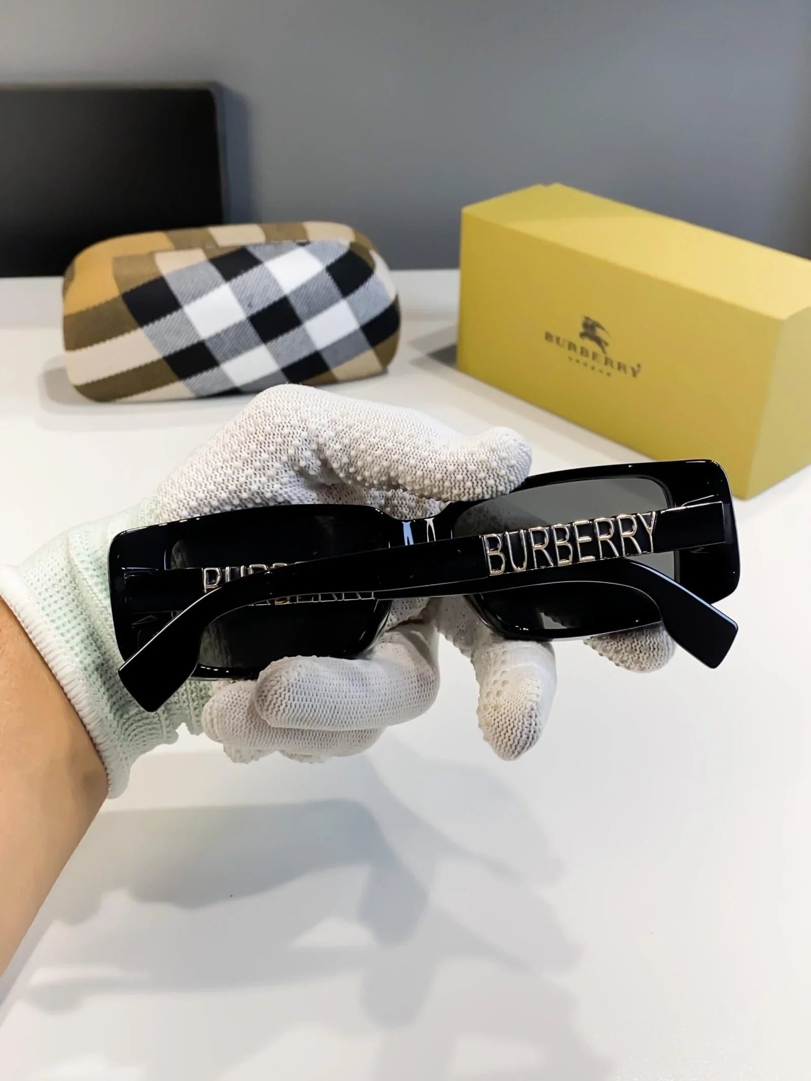 Burber_ry