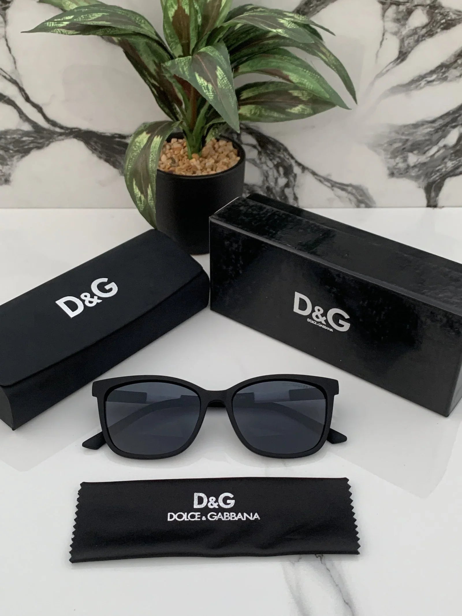 Branded D_&G Full Black Sunglasses