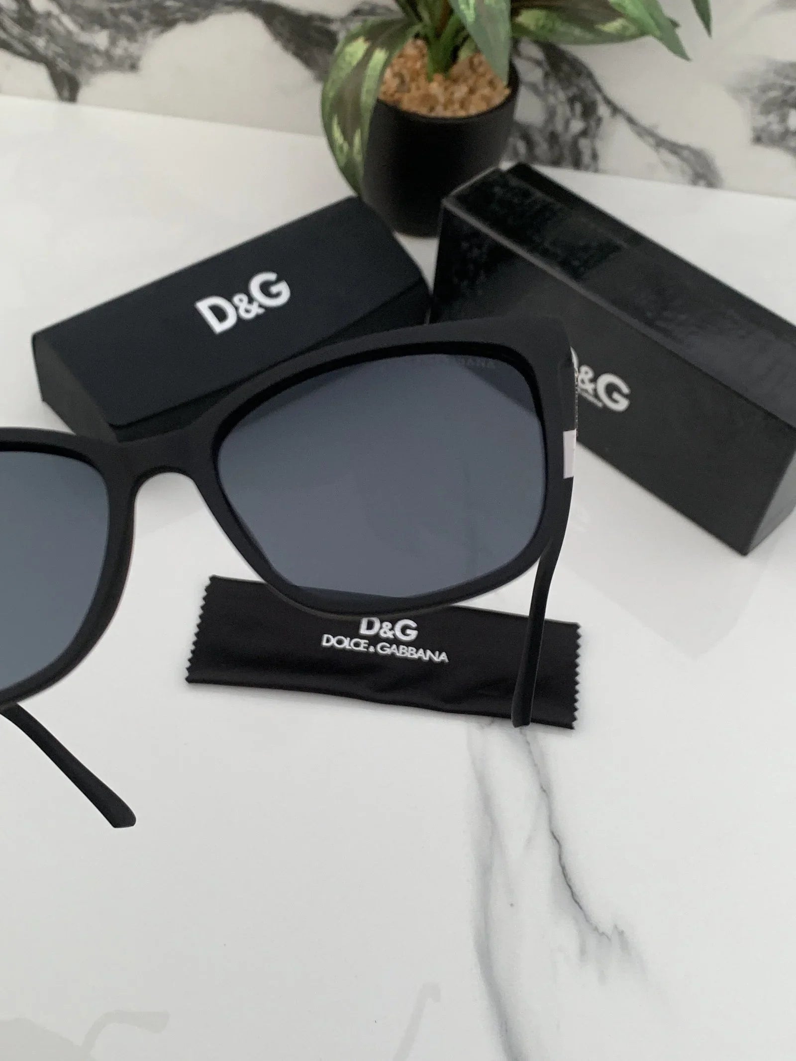 Branded D_&G Full Black Sunglasses