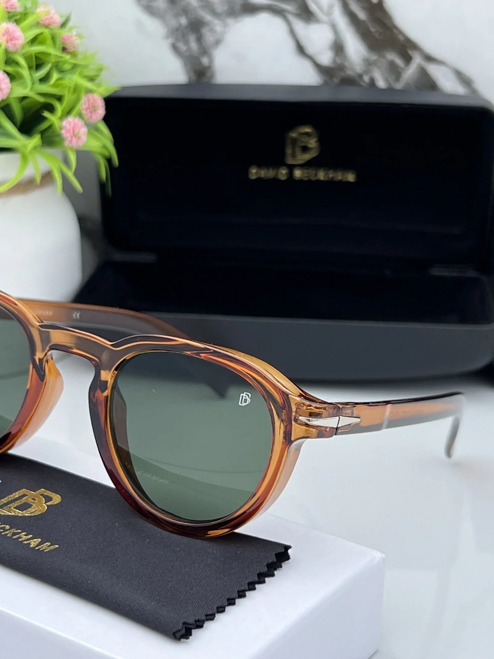 Branded Db Round Brown Green Sunglasses