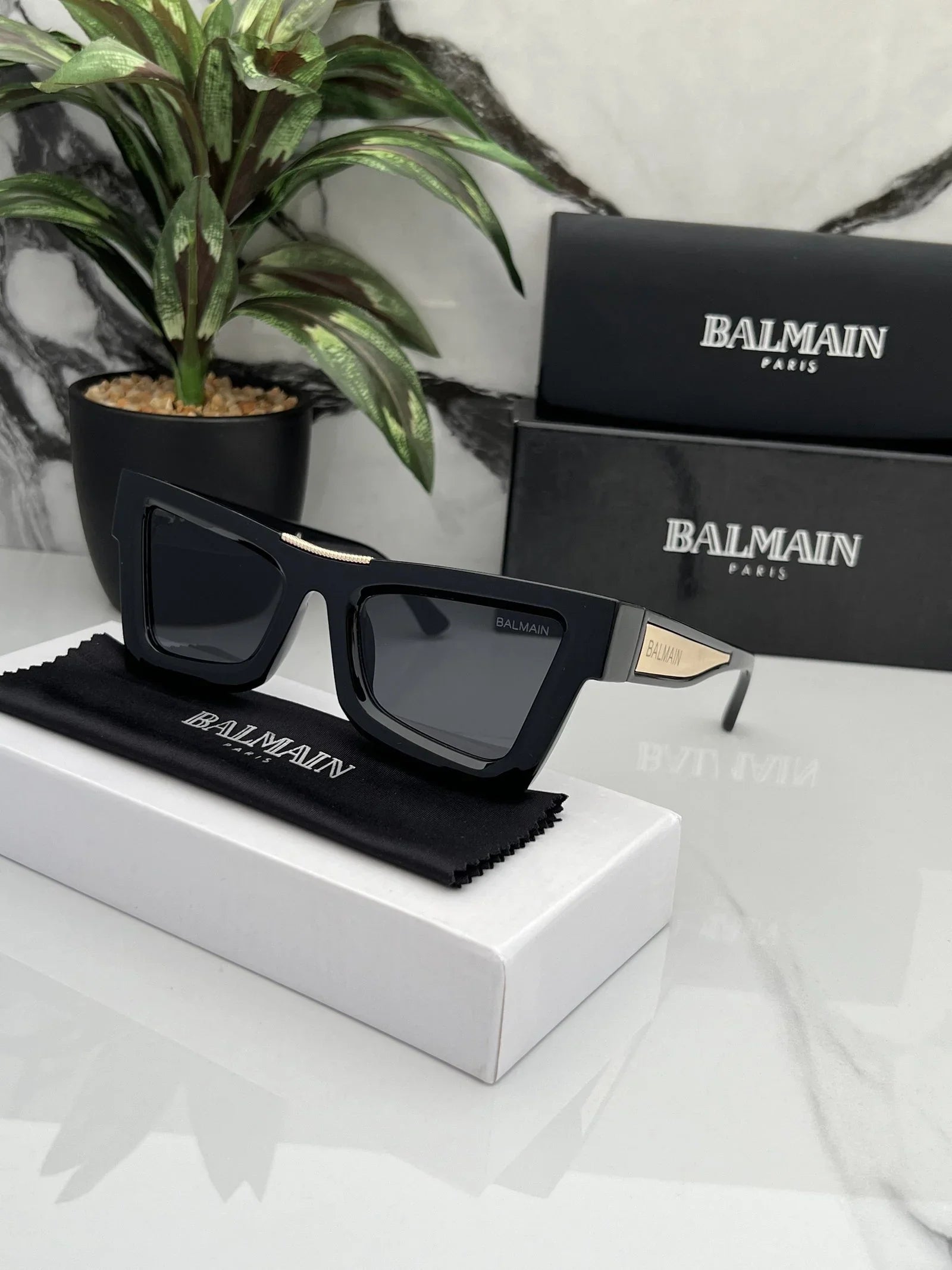 Brande_d BLM_N Bold 4 Full Black Sunglasses (With Original Kit)