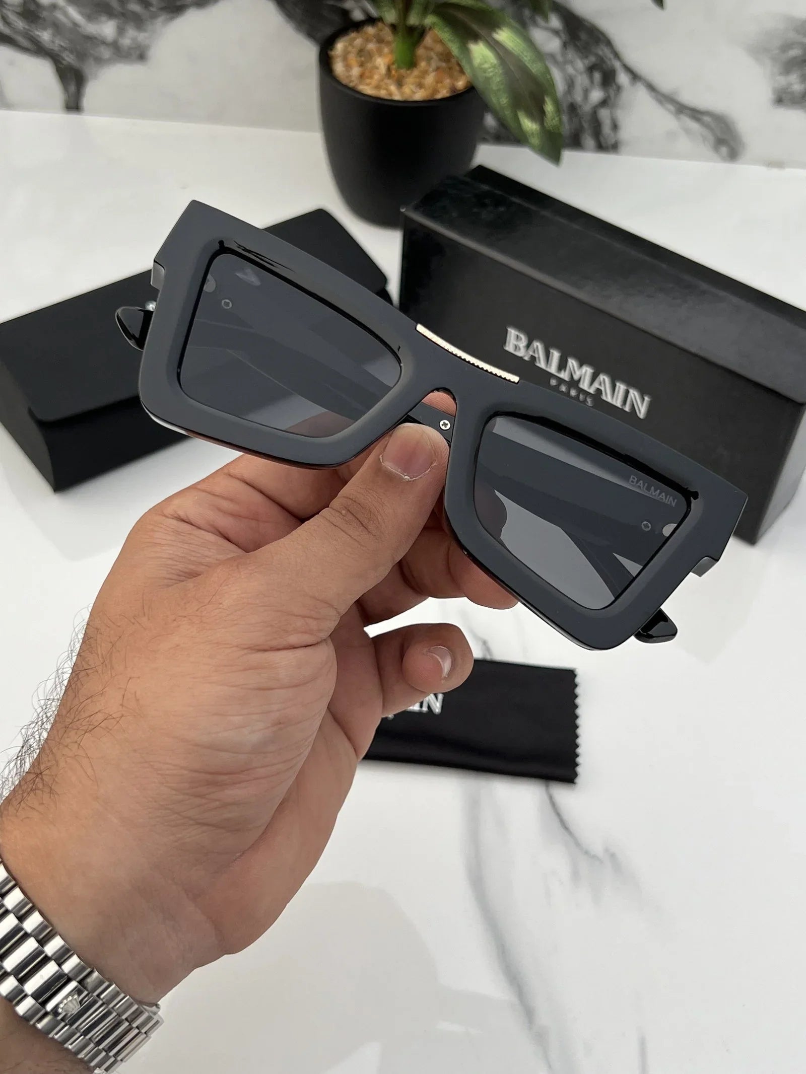Brande_d BLM_N Bold 4 Full Black Sunglasses (With Original Kit)
