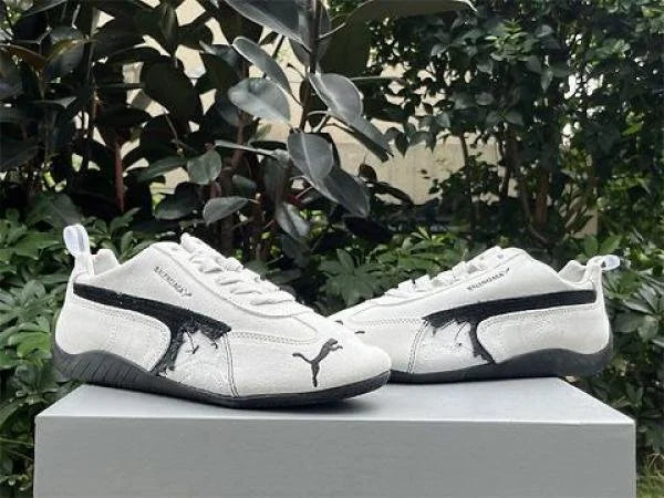 WMN Balenciaga xPumma White and Black Athletic Shoes TOP BATCH UA