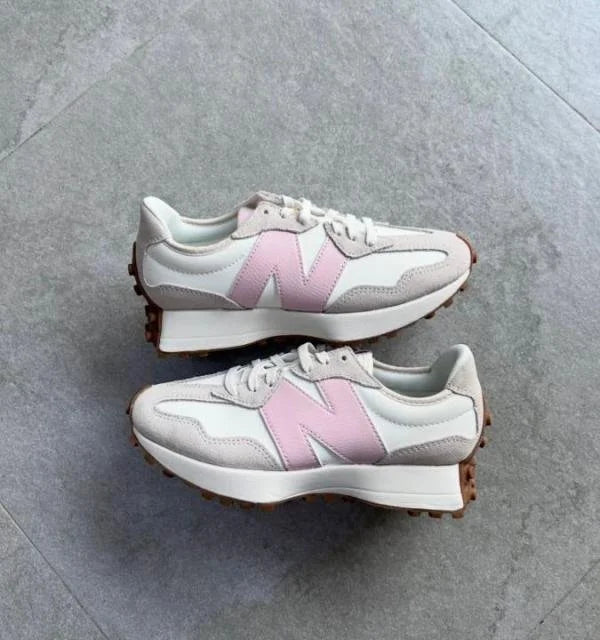 WMN NEW BALANCE 327 GREY PINK WOMEN TOP BATCH UA