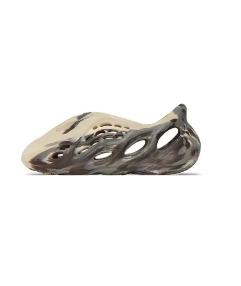 Adid_as  Yeezy Foam Runner “MX Sand Grey” – Lightweight Slip-On Comfort