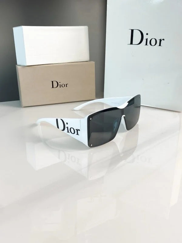 Dio_r White 7812