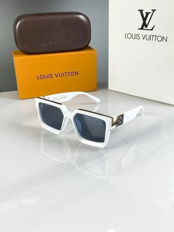 Lou_is vuitt_on 3013